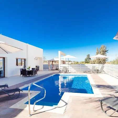 Alkistias & Konstantinos فيلة لاشي