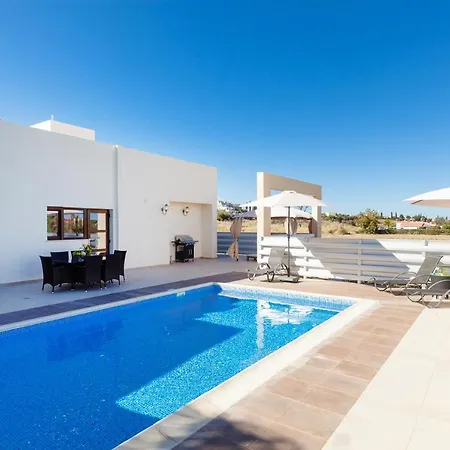 Villa Alkistias & Konstantinos Lachi