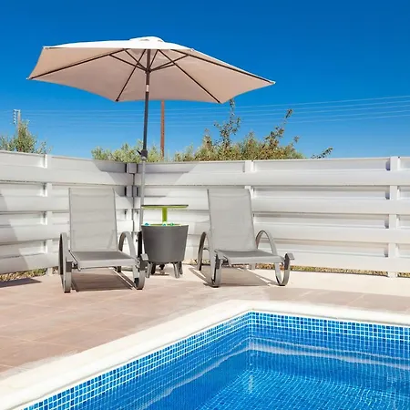 Villa Alkistias & Konstantinos Lachi