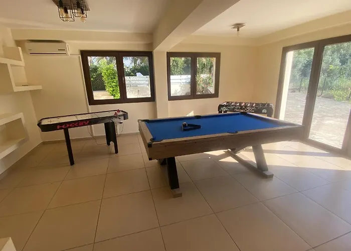 Alkistias & Konstantinos * ラッチ